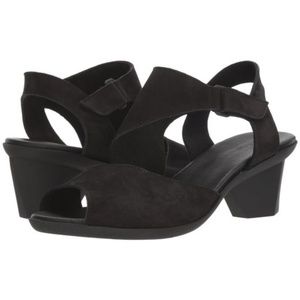 Arche Suede Sandals